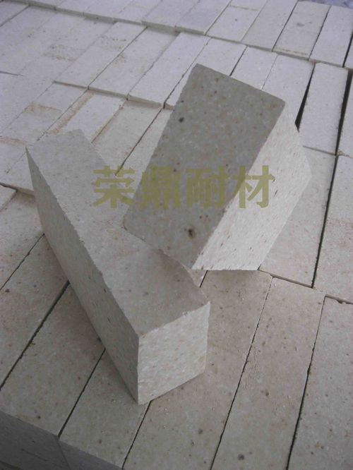 鄭州榮鼎耐火材料 專業鑄造工業基石，可靠品質值得信賴